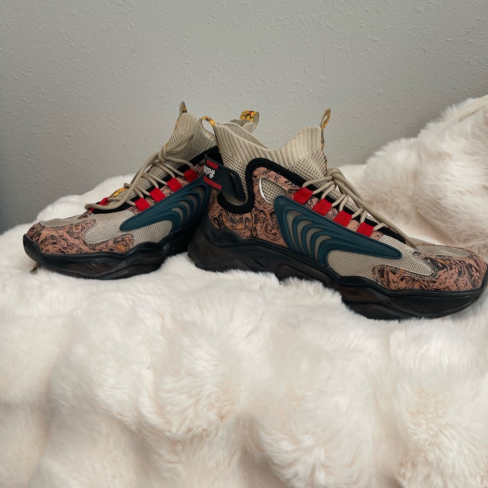 Multicolor Patterned Sneakers - image 4